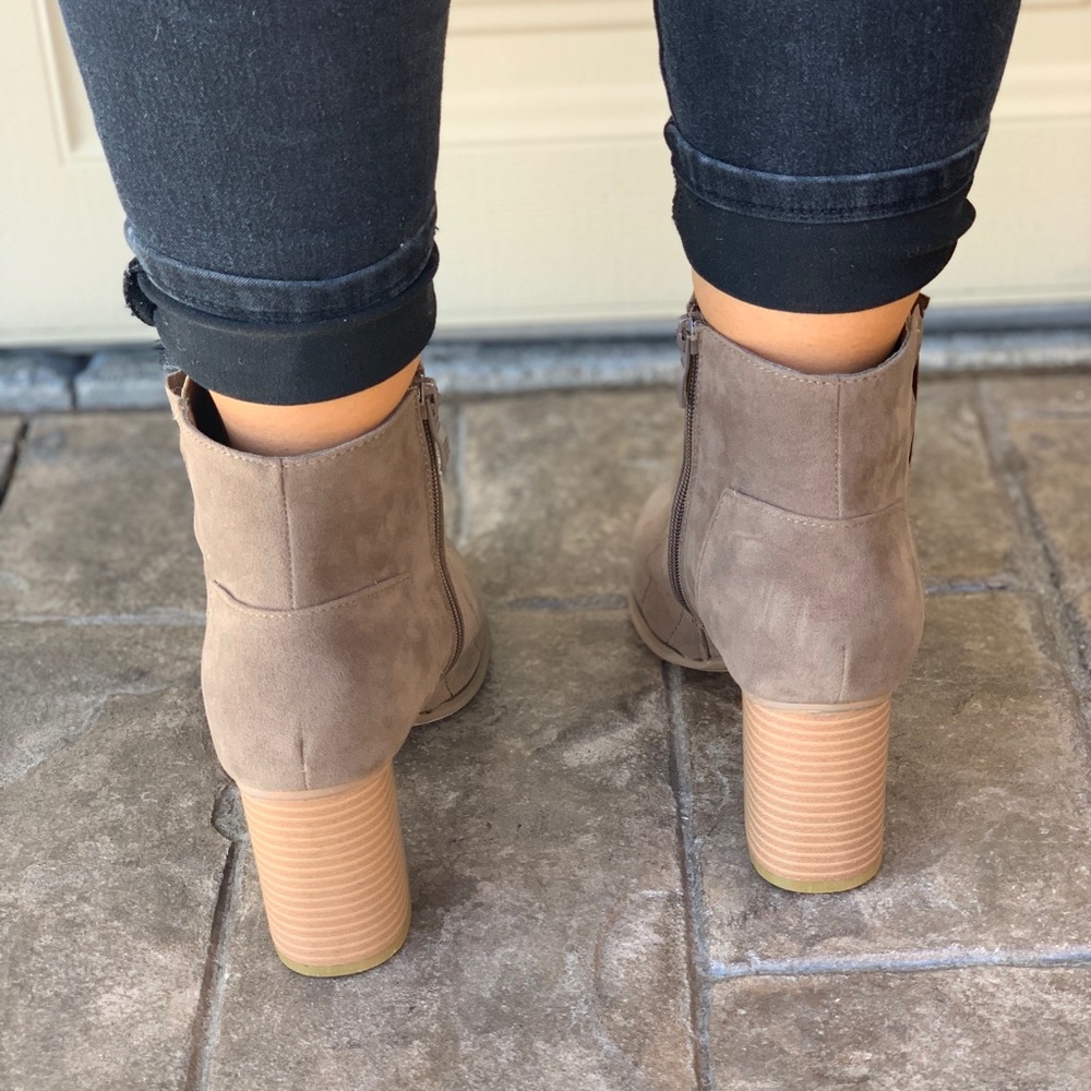 Taupe Quilted Peep Toe Block Heel Ankle Booties - Picture 3 of 4
